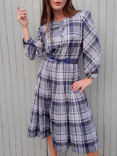 Charger l'image dans la galerie, Robe vintage Carine - Plissée à Carreaux. Taille M, 38, 40. Huguet. Made in France