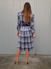 Charger l'image dans la galerie, Robe vintage Carine - Plissée à Carreaux. Taille M, 38, 40. Huguet. Made in France
