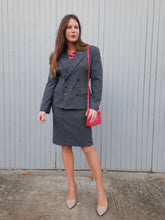 Charger l'image dans la galerie, Ensemble vintage Yolaine - Veste et jupe crayon grise à rayures. Taille S, 36, 38. Made in France