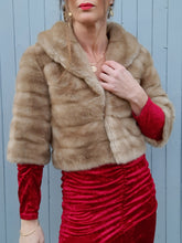Charger l'image dans la galerie, Boléro / Veste vintage Chloé- Fourrure synthétique marron. Taille S, 36, 38. Made in France.