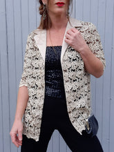 Charger l'image dans la galerie, Chemisier "Seconde" Stephy - Dentelle ajourée Champagne. Taille L, 40, 42.