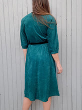 Charger l'image dans la galerie, Robe vintage Gwenn - Laçage épaule. Imprimé géométrique. Taille S, 36, 38.