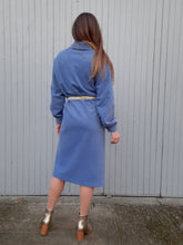 Charger l'image dans la galerie, Robe pull vintage Emma - Bleu ciel, col haut. Taille L, 40, 42.