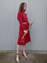 Charger l'image dans la galerie, Robe vintage Laura - Empiècement de dentelle, rayée rouille. Taille M, 38, 40.