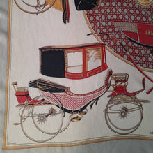 Charger l'image dans la galerie, Foulard vintage Tessy - Carré Hermès - Les voitures à transformation. La Perriere. 89 x 87