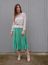 Charger l'image dans la galerie, Jupe vintage Amanda - Plissé fluide vert. Taille M, 38, 40. Made in France