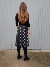 Charger l'image dans la galerie, Jupe vintage Anna - Plissée à rosaces fantaisies. Taille L, 40, 42. Pierbé. Made in France.