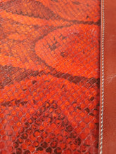 Charger l'image dans la galerie, Pochette vintage Milo - Cuir et peau de serpent marron.