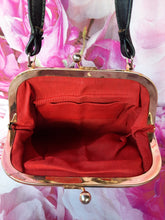 Charger l'image dans la galerie, Minaudière vintage Mélissa - Fermoir métallique. Cuir noir