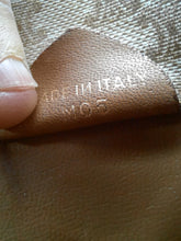 Charger l'image dans la galerie, Sac vintage Luce - Motif Macadam beige et brun. Logo Triomphe. Céline. Made in Italy