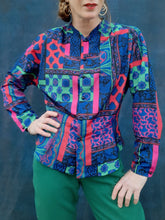 Charger l'image dans la galerie, Chemisier vintage Paméla - Imprimé coloré. Taille S, 36, 38. Jean Gabriel. Made in France