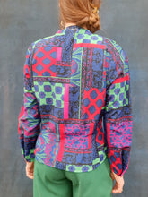Charger l'image dans la galerie, Chemisier vintage Paméla - Imprimé coloré. Taille S, 36, 38. Jean Gabriel. Made in France