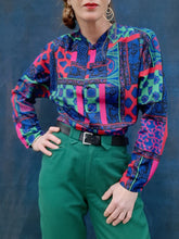 Charger l'image dans la galerie, Chemisier vintage Paméla - Imprimé coloré. Taille S, 36, 38. Jean Gabriel. Made in France