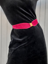 Charger l'image dans la galerie, Ceinture vintage Lydia - Nœud plat bordeaux. Taille unique.
