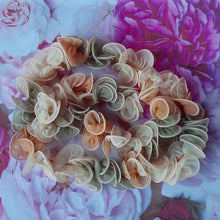 Charger l'image dans la galerie, Echarpe vintage Carlotta - Froufrous en voile.