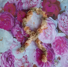 Charger l'image dans la galerie, Echarpe vintage Carlotta - Froufrous en voile.