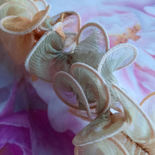 Charger l'image dans la galerie, Echarpe vintage Carlotta - Froufrous en voile.