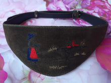 Charger l'image dans la galerie, Ceinture vintage Armelle - Cuir velours kaki. Paysanne. Taille L, 40, 42