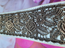 Charger l'image dans la galerie, Ceinture vintage Fiona - Cuir et dentelle bronze. Boucle vierge. Manoush. T 80