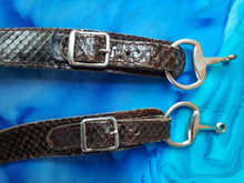 Charger l'image dans la galerie, Ceinture vintage Manu - Reptile véritable écailles marron. T 80