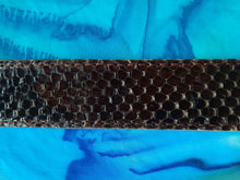 Charger l'image dans la galerie, Ceinture vintage Manu - Reptile véritable écailles marron. T 80