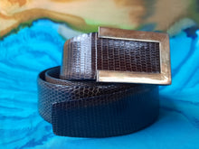 Charger l'image dans la galerie, Ceinture vintage Julia - En cuir exotique de lézard marron. Colifichet. 85.