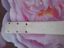 Charger l'image dans la galerie, Ceinture vintage Leslee - Cuir blanc, volutes dorés et strass. Leo Isba. Made in France. T 80