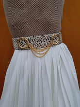Charger l'image dans la galerie, Ceinture vintage Noor - Cuir et poils rasé léopard. Chaîne dorée. T 75. Jean François Esten. Made in France.