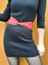 Charger l'image dans la galerie, Ceinture vintage Annaë - Cuir rouge. Gucci. Taille XS, 70. Fabrication Italienne