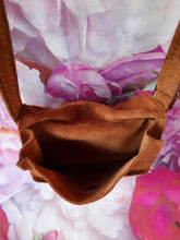 Charger l'image dans la galerie, Mini pochette vintage Willow - Daim marron à franges.