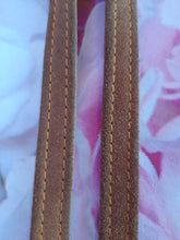 Charger l'image dans la galerie, Mini pochette vintage Willow - Daim marron à franges.