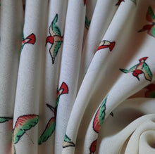Charger l'image dans la galerie, Foulard vintage Loanna - Envolée d'oies sauvages - Ted Lapidus. 67 x 67