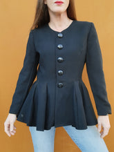 Charger l'image dans la galerie, Blazer vintage Samy- A basque bien cintré. Taille M, 38, 40. Alouette Paris.
