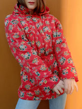 Charger l'image dans la galerie, Doudoune à capuche vintage Jo - Fleurie rouge. Cacharel. Taille M, 38, 40.