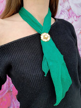 Charger l'image dans la galerie, Passe foulard ancien Valériane - Trèfle à quatre feuille doré orné d'une perle