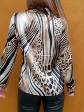 Charger l'image dans la galerie, Chemisier vintage Maya - Imprimé animal. Taille S, 36, 38. Carole Richard
