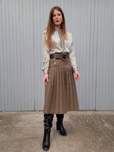 Charger l'image dans la galerie, Jupe vintage Sophie - Plissée vert kaki. Taille XXL, 44, 46.
