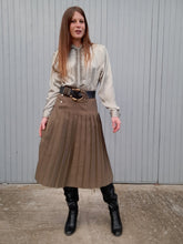 Charger l'image dans la galerie, Jupe vintage Sophie - Plissée vert kaki. Taille XXL, 44, 46.