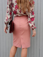 Charger l'image dans la galerie, Jupe crayon vintage Dianne - Rose. Taille M, 38, 40. Meja. Made in France