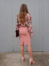 Charger l'image dans la galerie, Jupe crayon vintage Dianne - Rose. Taille M, 38, 40. Meja. Made in France