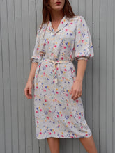 Charger l'image dans la galerie, Robe vintage Juna - Manches à crevé et fleurettes multicolores. Taille L, 40, 42. Devernois. Made in France.