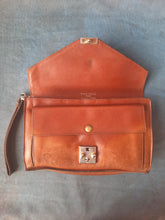 Charger l'image dans la galerie, Compagnon vintage - Cuir marron. Pierre Cardin. Made in France.
