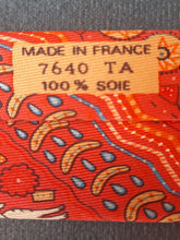 Charger l'image dans la galerie, Cravate Hermès Paris - 100 % soie. Made in France.