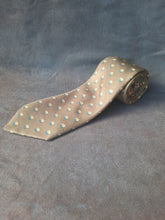 Charger l'image dans la galerie, Cravate Hermès Paris. 100 % soie. WWF pandas. Made in France.