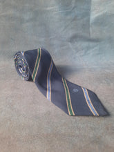 Charger l'image dans la galerie, Cravate Céline Paris. Pure soie. Fabriqué en Espagne.
