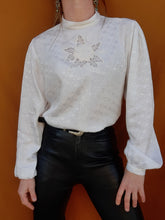 Charger l'image dans la galerie, Chemisier vintage Anjali - Imprimé floral ton sur ton. Boutonnage au dos. Taille M, 38, 40.