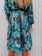 Charger l'image dans la galerie, Ensemble vintage Mado - Chemise et jupe portefeuille feuillage. Taille S, 36, 38