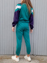 Charger l'image dans la galerie, Survêtement vintage Floria - Sweat-shirt et jogging Adidas. Vert et violet. Taille S, 36, 38.