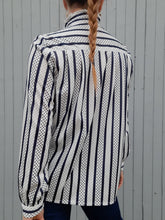 Charger l'image dans la galerie, Chemisier vintage Félicie - Pois & rayures. Bleu marine et blanc. Taille M, 38, 40.