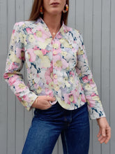 Charger l'image dans la galerie, Blazer vintage Angèle - Fleuri rose pastel. Taille M, 38, 40.